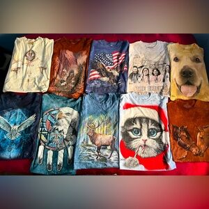 Lot of 10 t-shirts by The Mountain brand